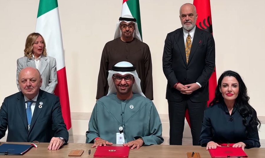 Firmoset marrëveshja Shqipëri-Itali-Emiratet Arabe për linjën nënujore të transmetimit të energjisë
